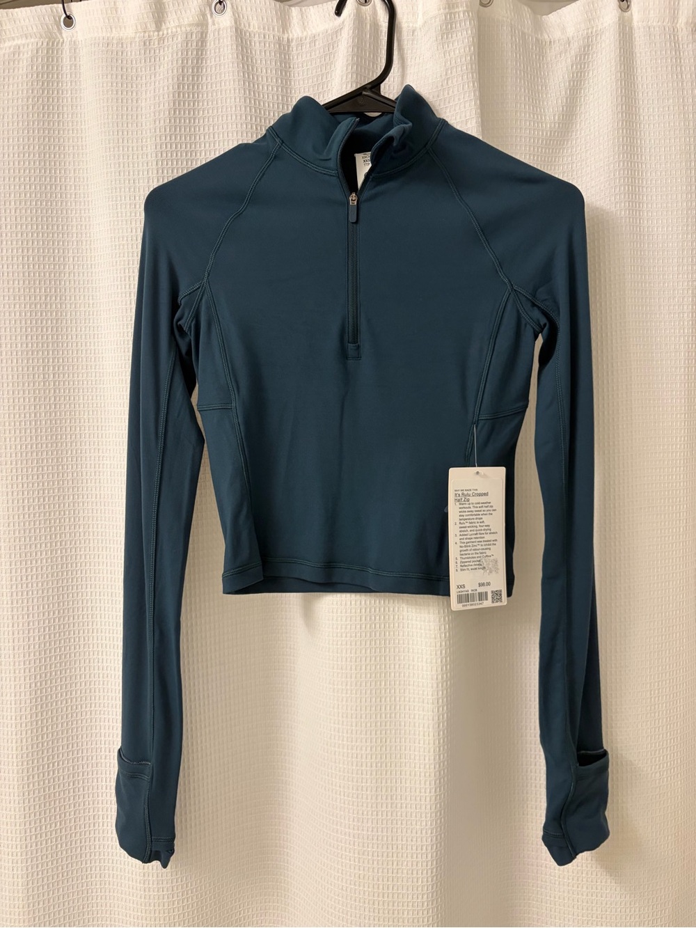 It’s Rulu Cropped Half Zip